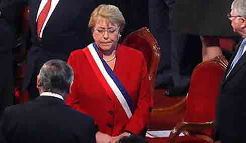 Fuertes críticas a Presidenta Michelle Bachelet marcan Te Deum Evangélico